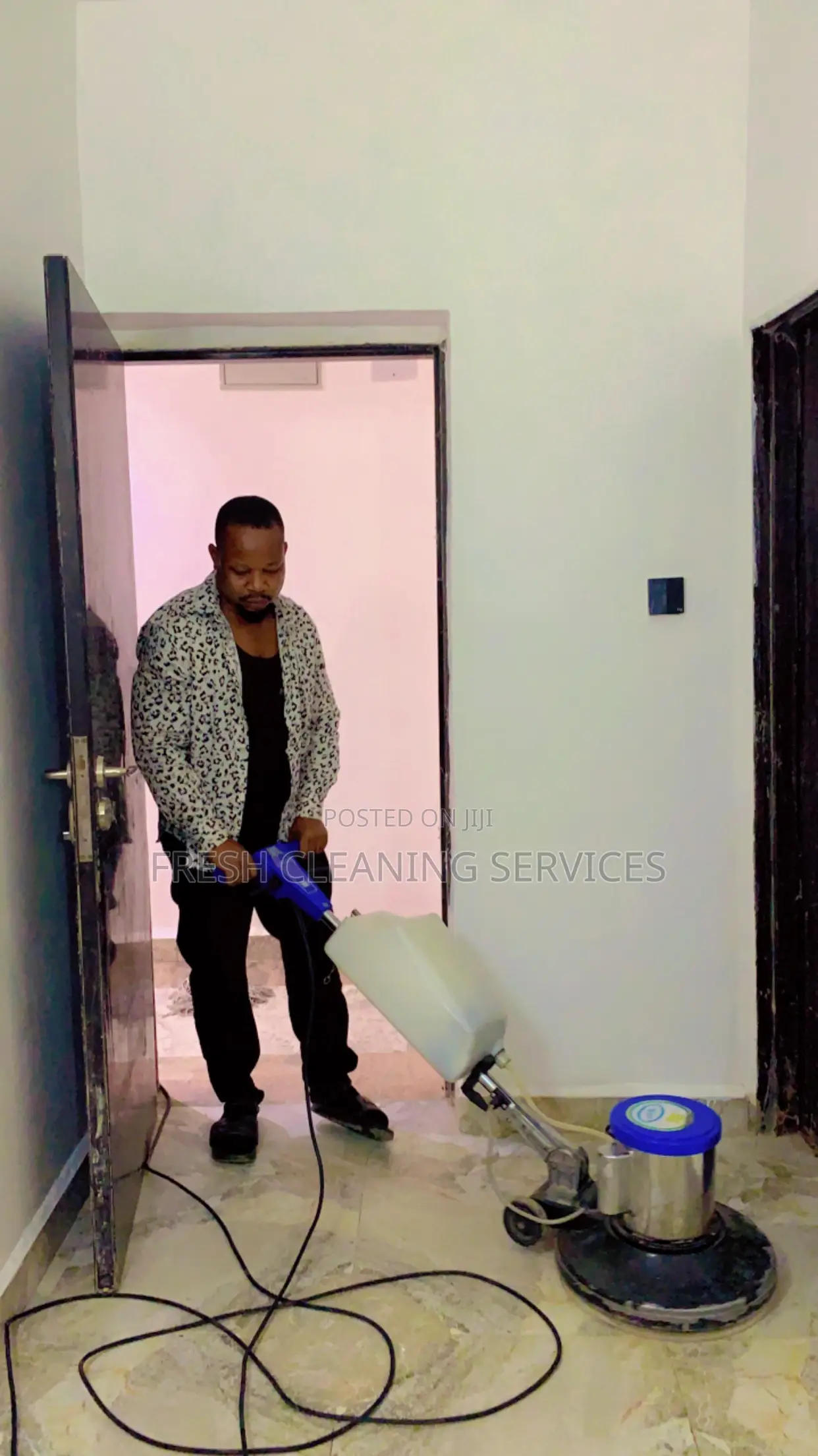 Detailed Professional Cleaning Laundry Services
