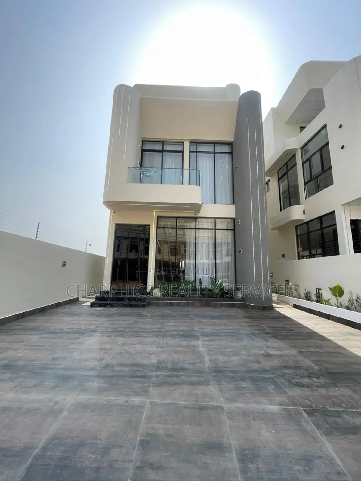 5bdrm Duplex in Lekki for sale