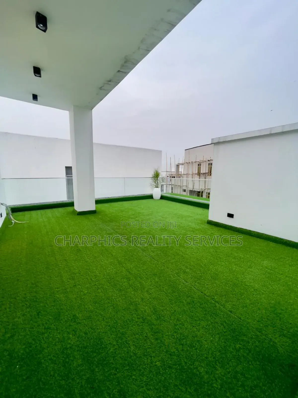 5bdrm Duplex in Osapa london for sale