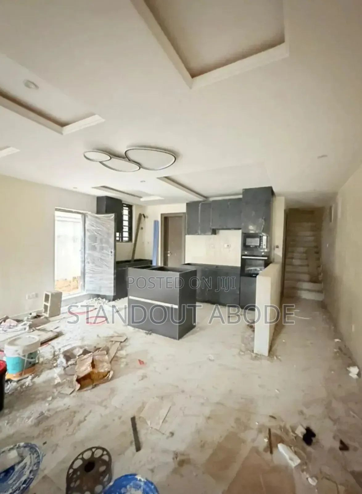 4bdrm Duplex in In A Secure Location, Surulere for sale