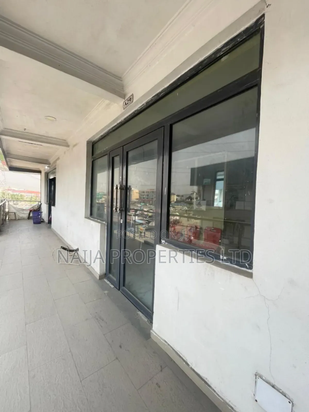 Office/Shop Space on 2nd Floor at Igboefon, Lekki for Rent