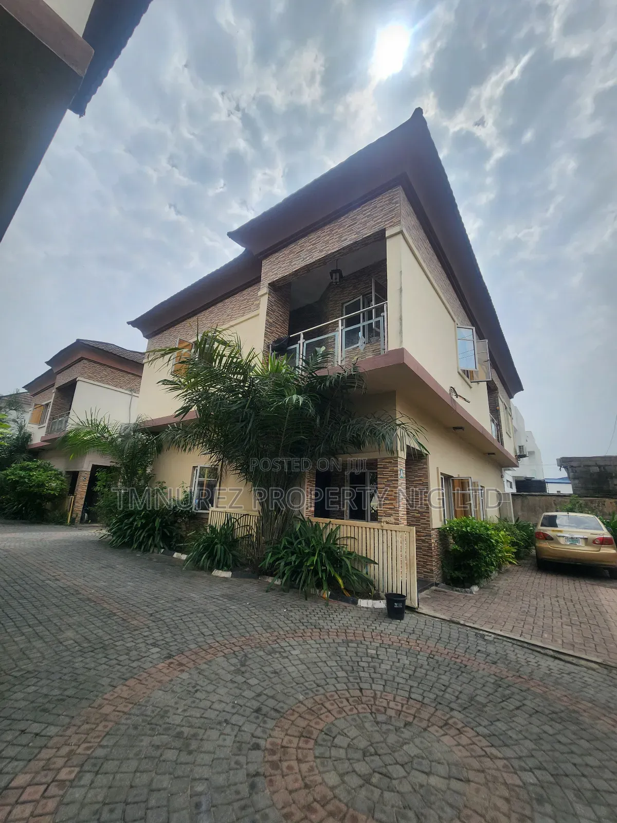Bedroom Duplex for Rent Chevron