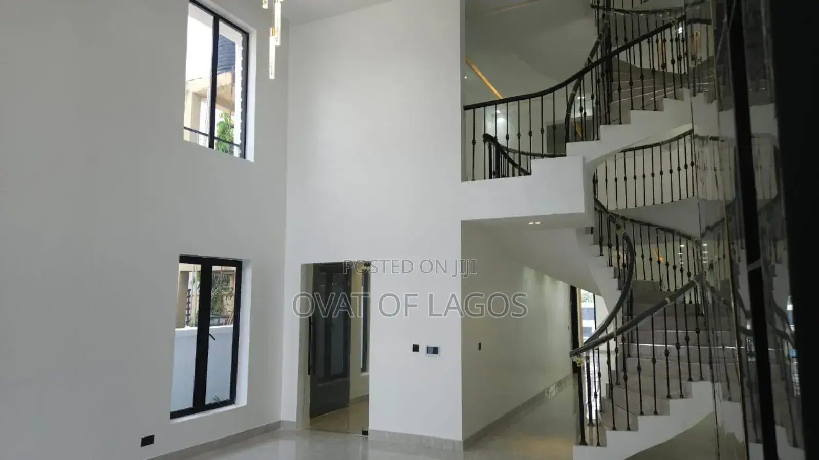 5bdrm Duplex in New Road Lekki for sale