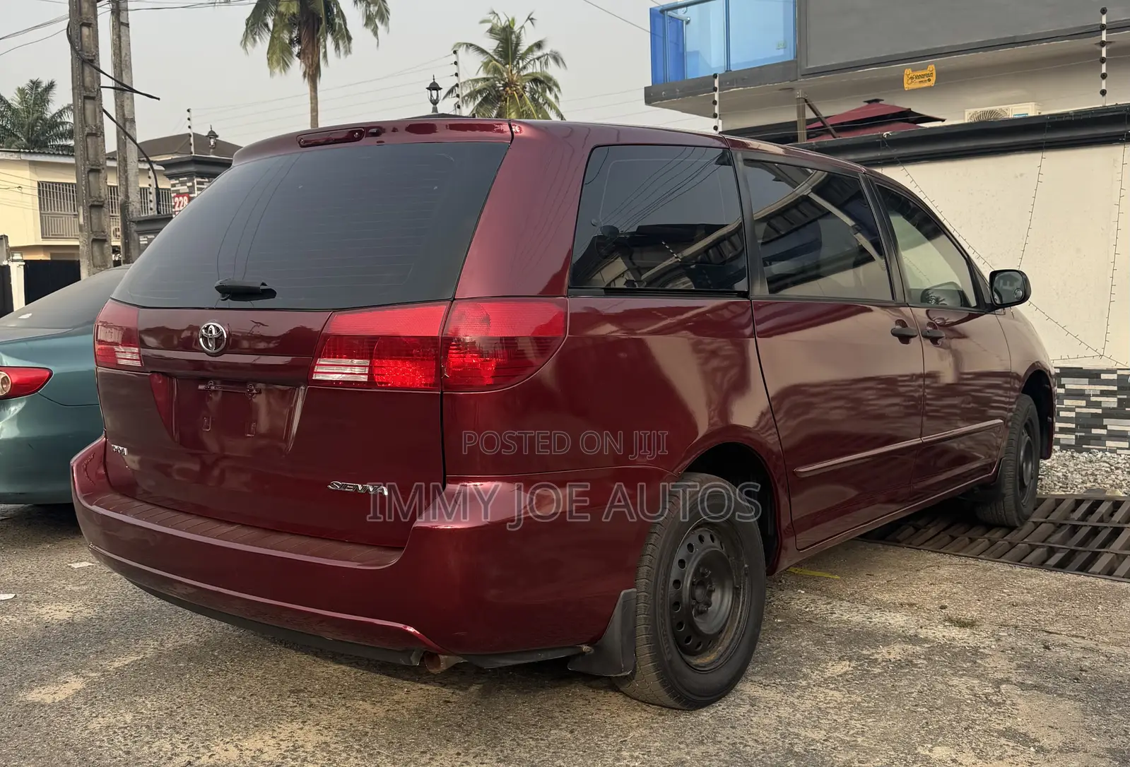 Toyota Sienna 2005 Red