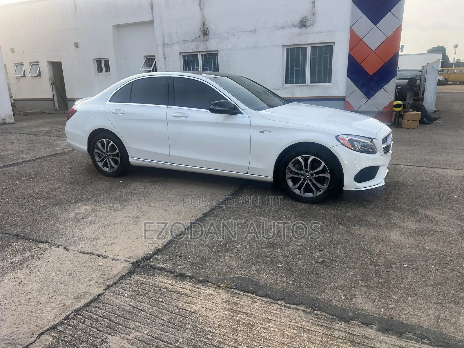 Mercedes-Benz C300 2016 White