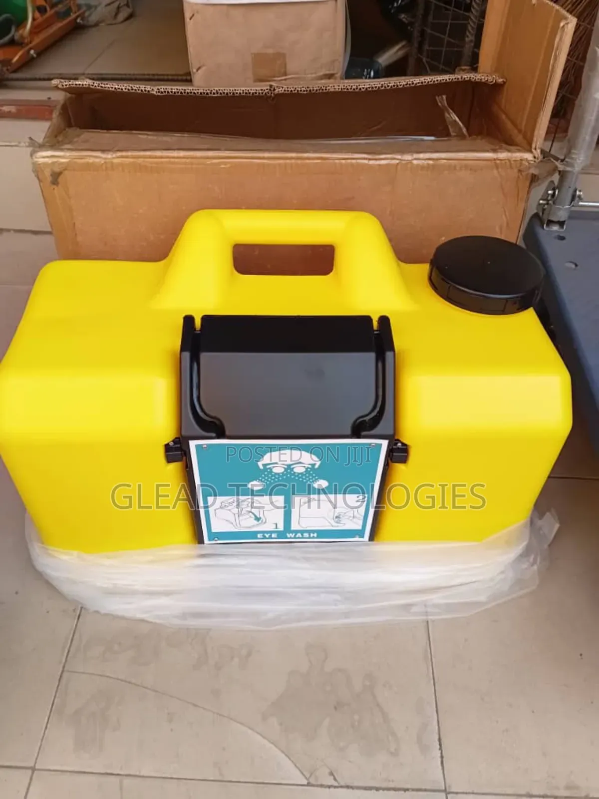 30l Eye Wash Stations