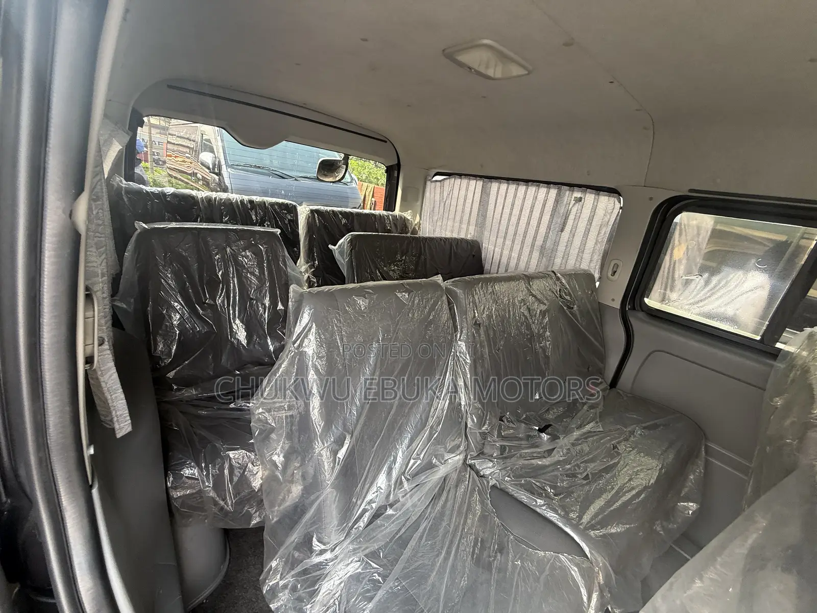 Toyota HiAce 2014 Grey