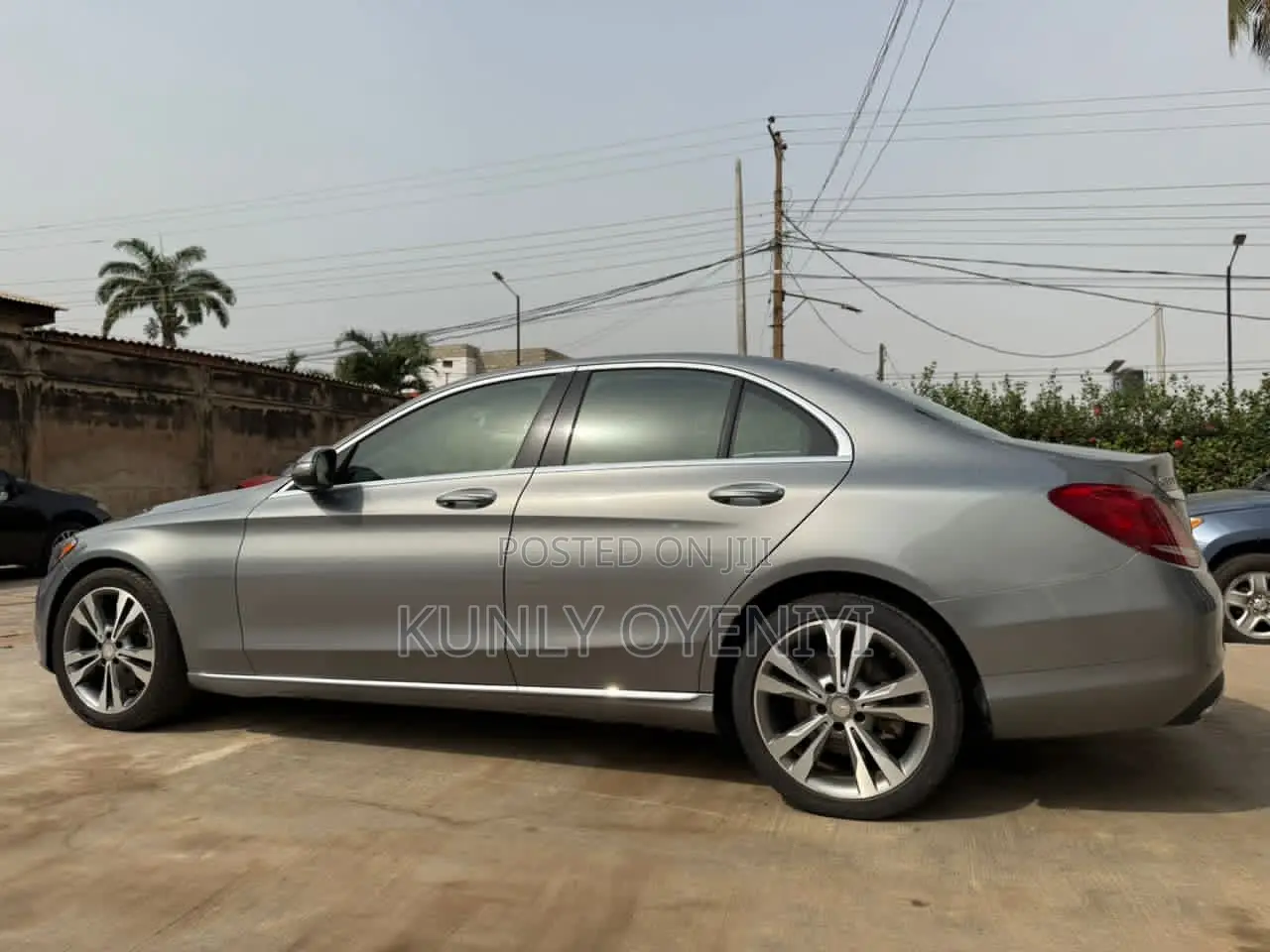 Mercedes-Benz C300 Sport 4dr AWD 4Matic Sedan (2.0L 4cyl 7A) 2015 Gray