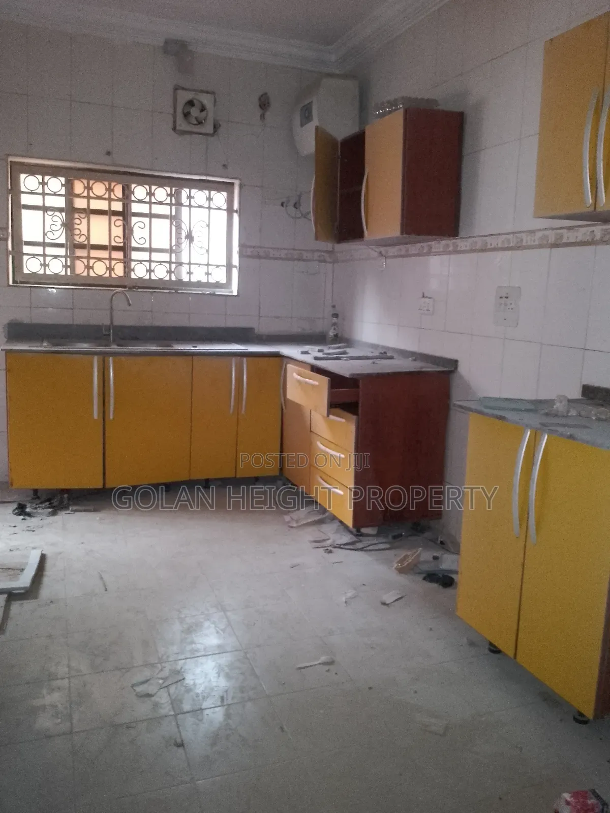 2bdrm Block of Flats in Gwarinpa Estate for rent