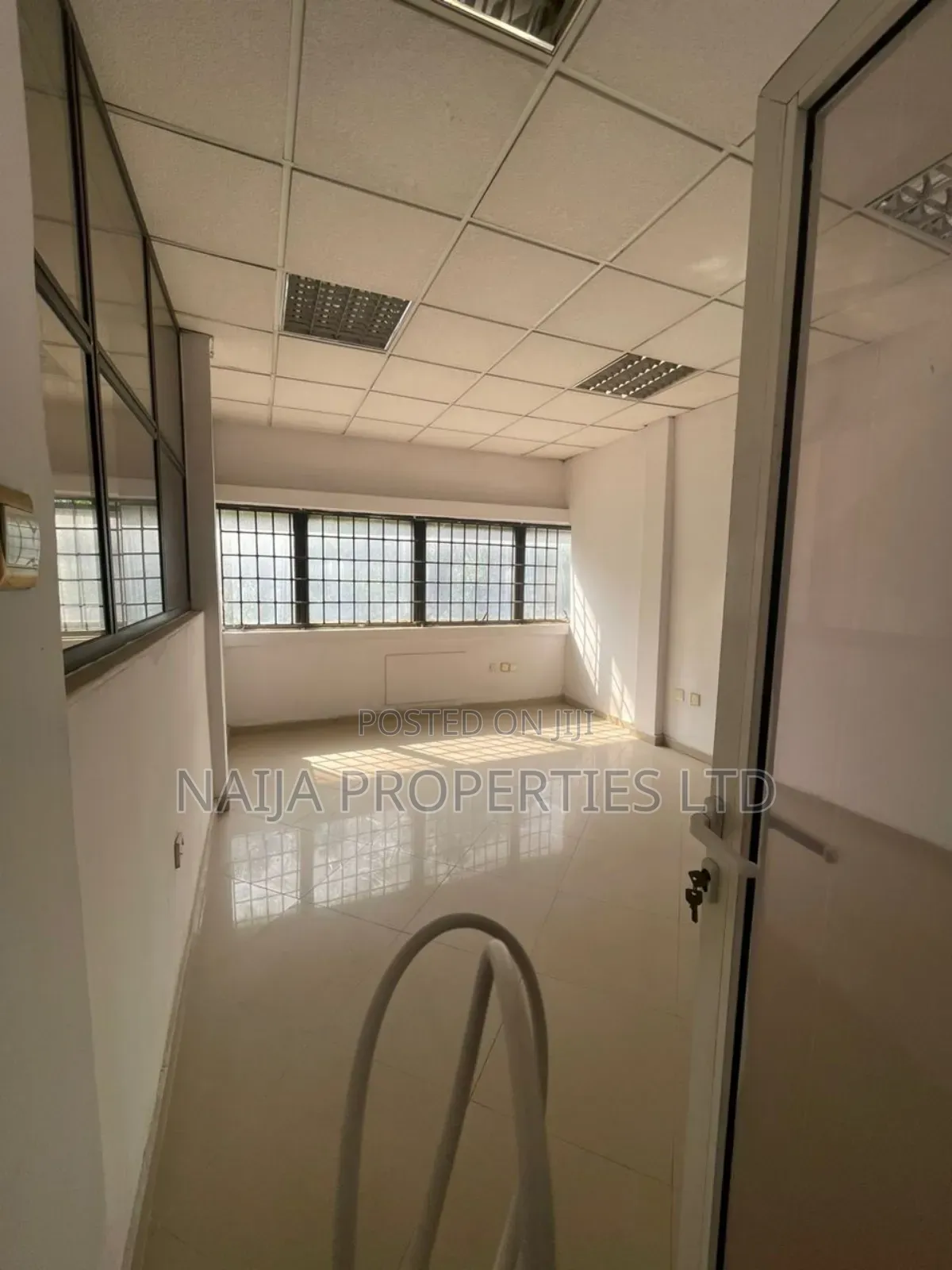 33sqm Office Space on Ground Floor at Victoria Island for Rent