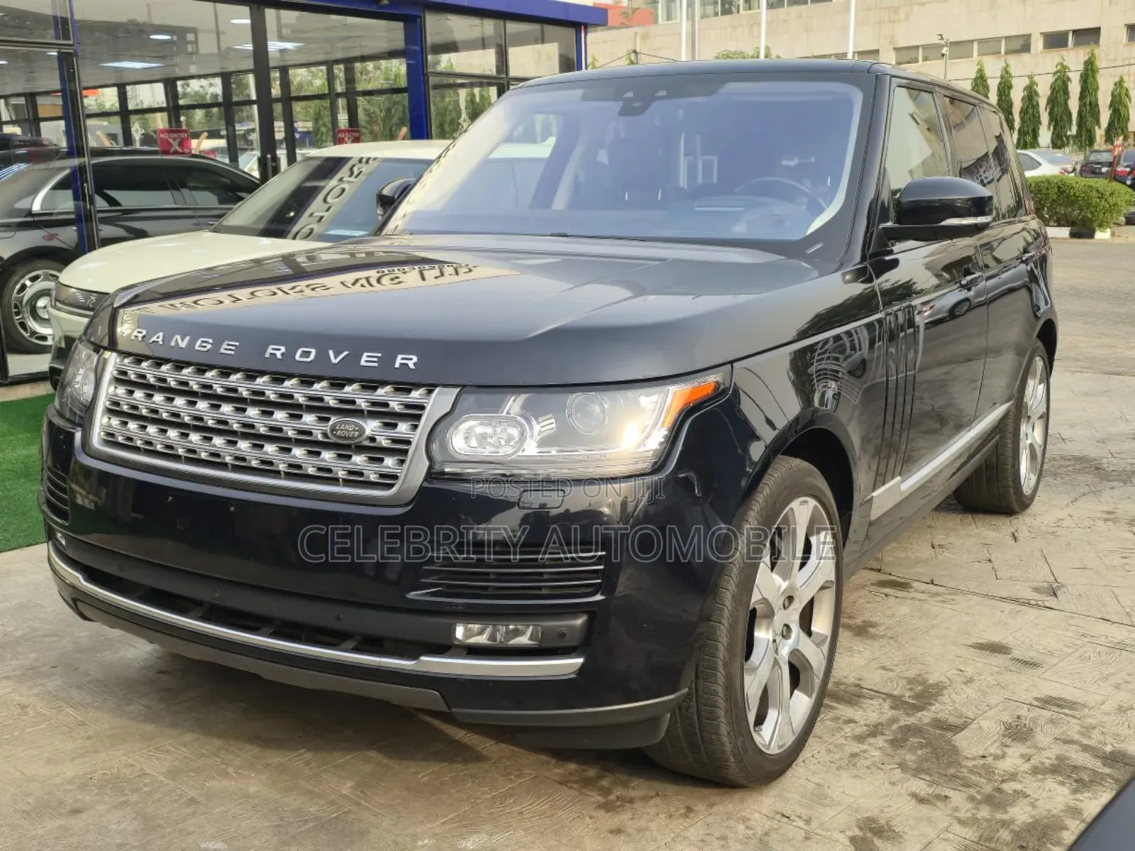 Land Rover Range Rover Vogue 2017 Black