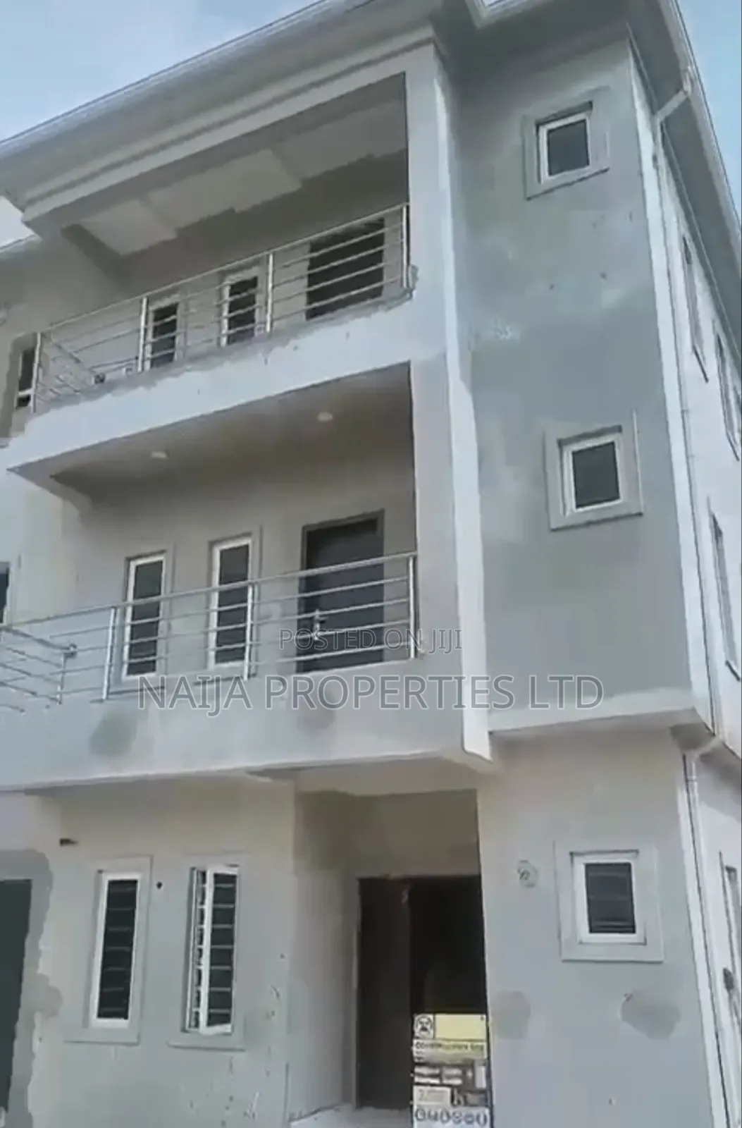 3bdrm Block of Flats in Abijo Gra for sale