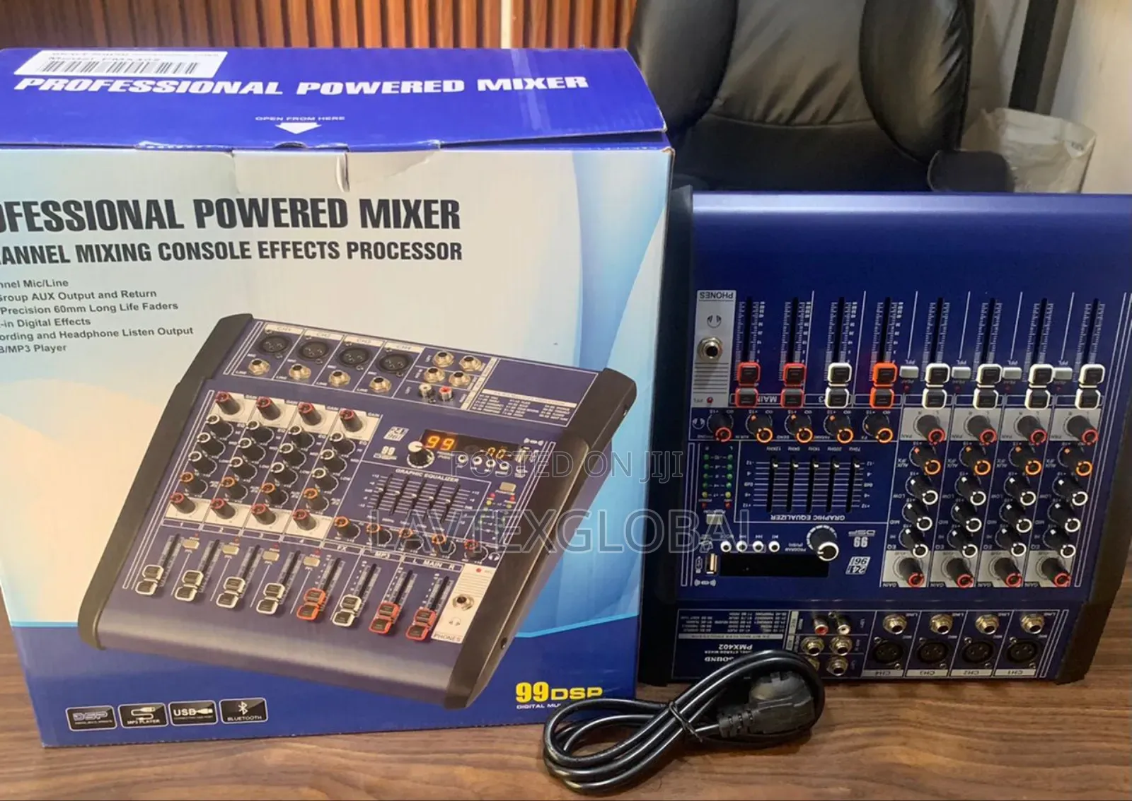 4channel Powered Mixer.