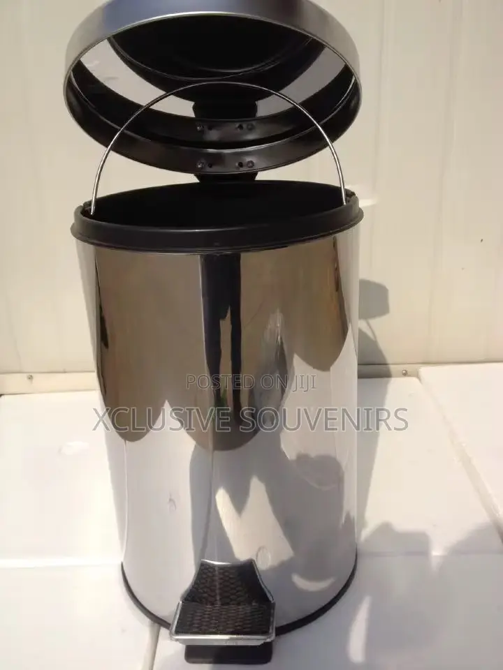 30l Capacity Stainless Steel Round Foot Pedal Dustbin