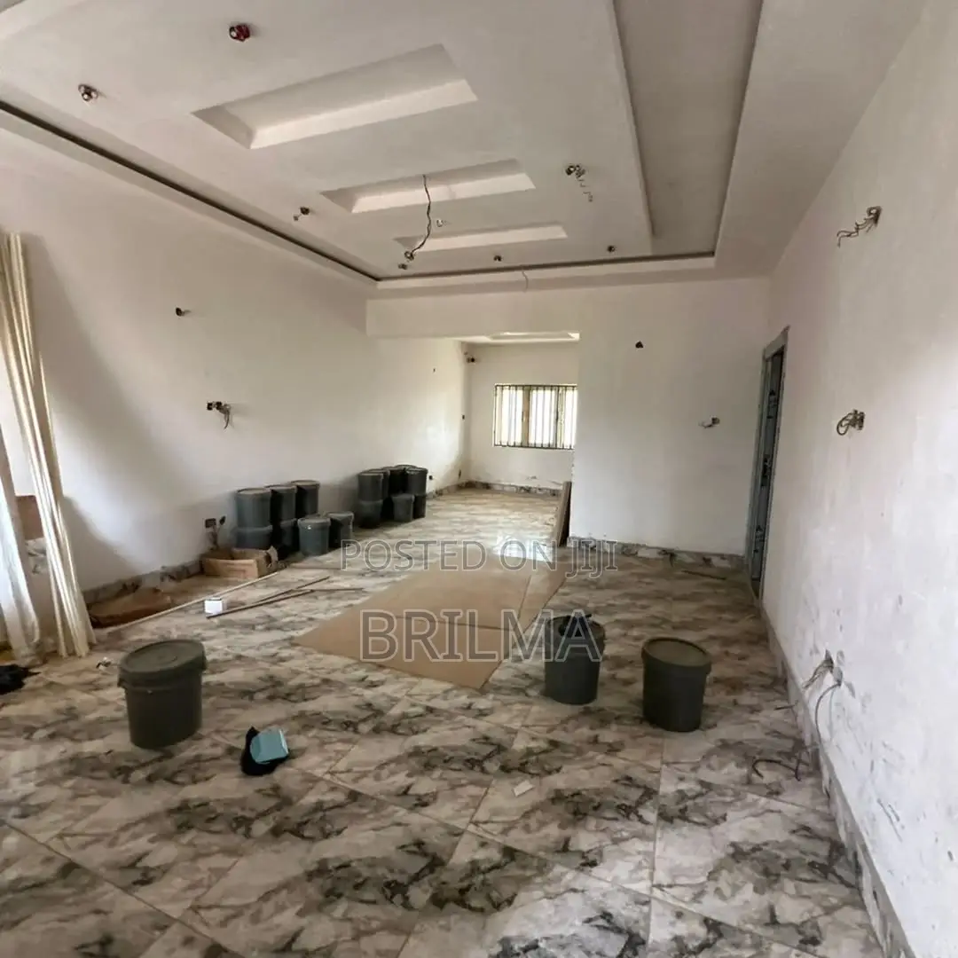 3bdrm Block of Flats in Jahi for sale