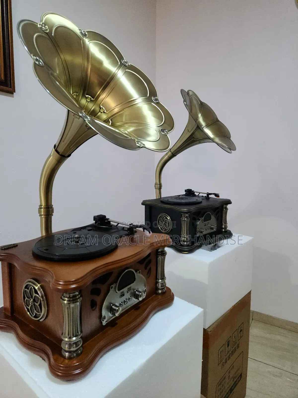 European Retro Gramophone