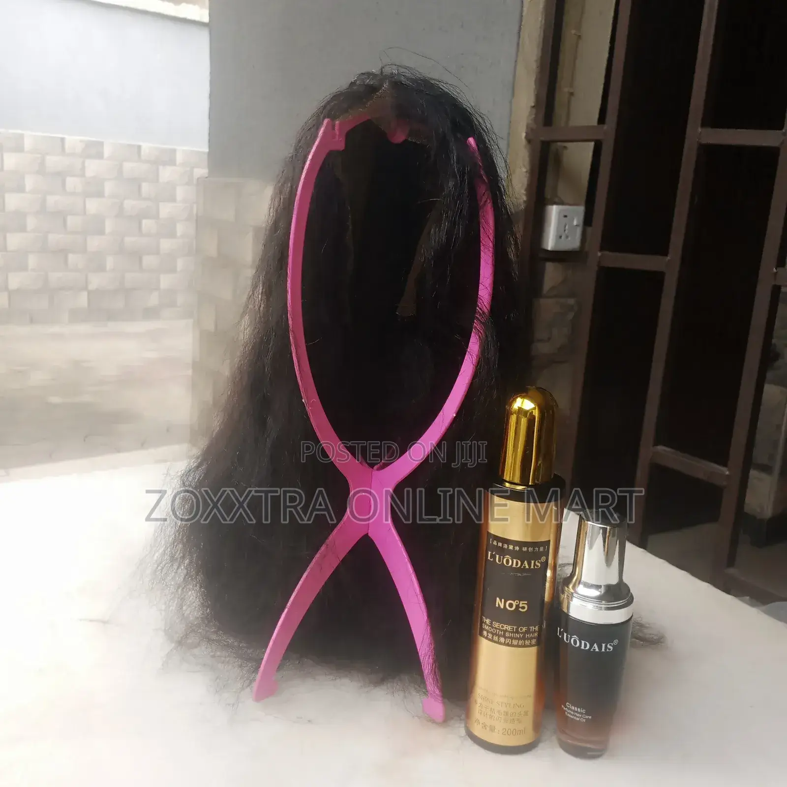 20" Kinky Straight Hair