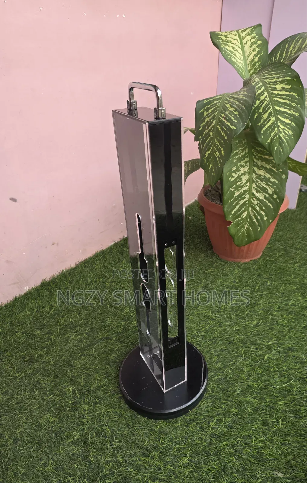 Smart Door Locks Display Stand