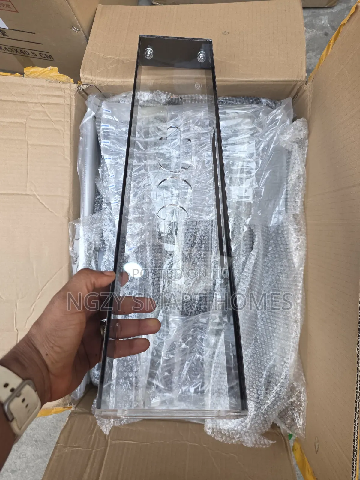 Smart Door Locks Display Stand