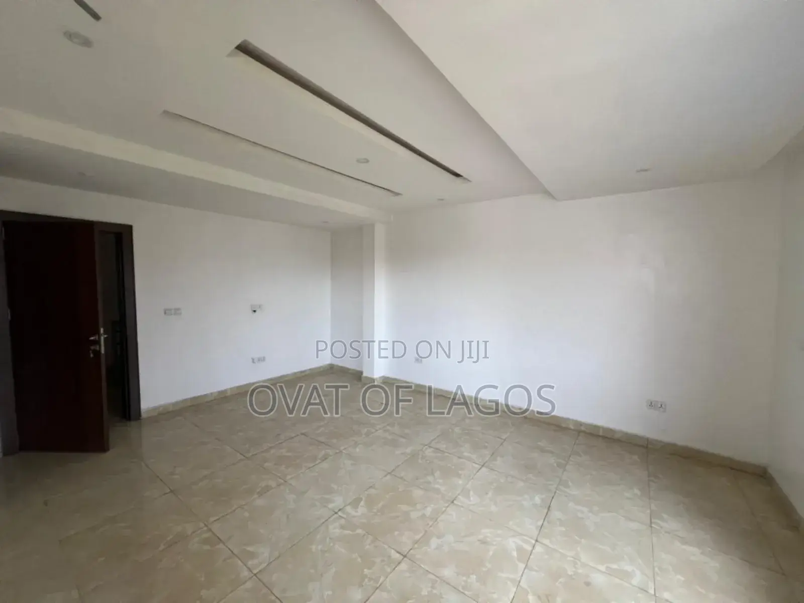4bdrm Duplex in Lekki Phase 1 for rent