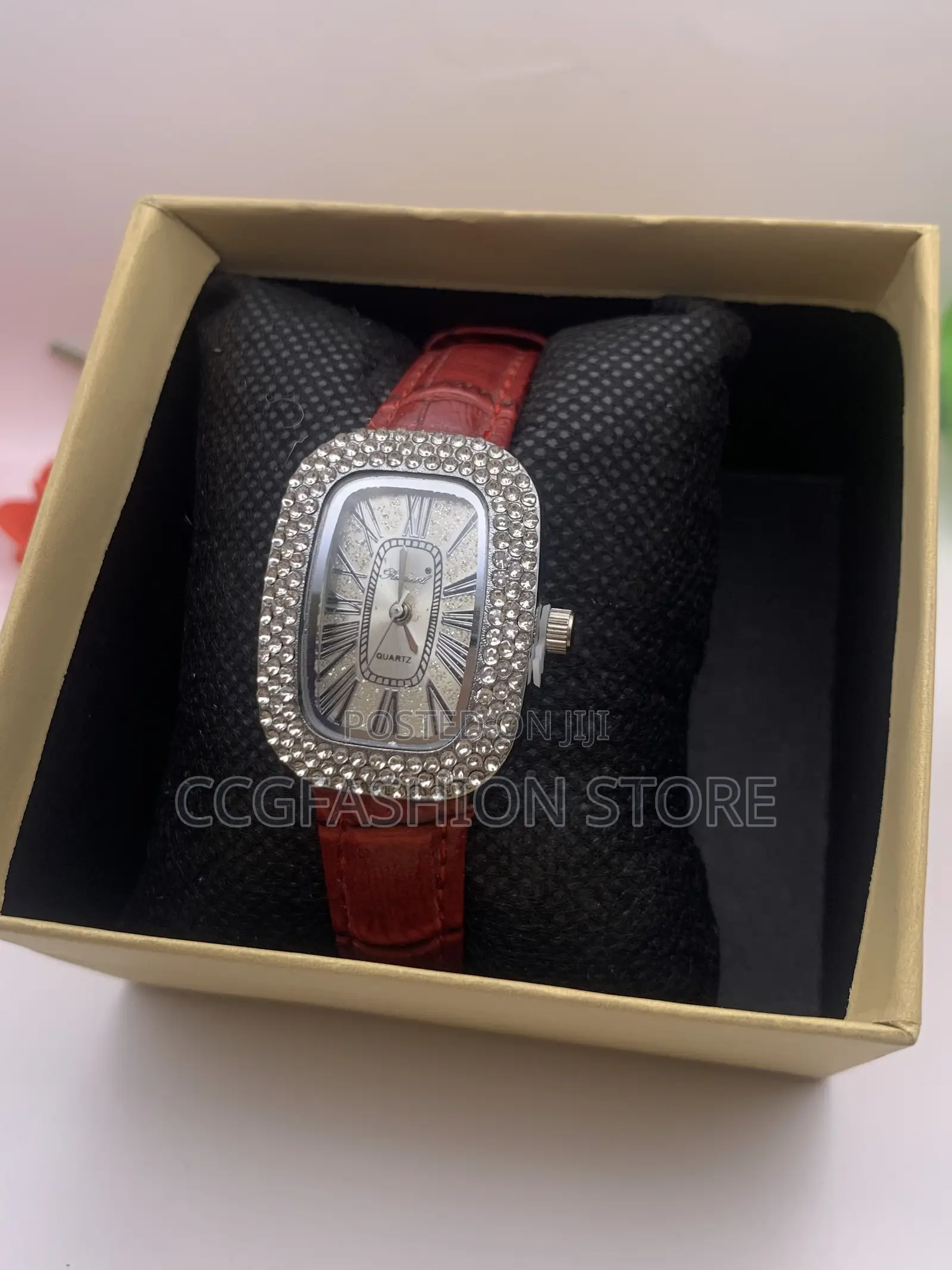 Ladies Leather Watches