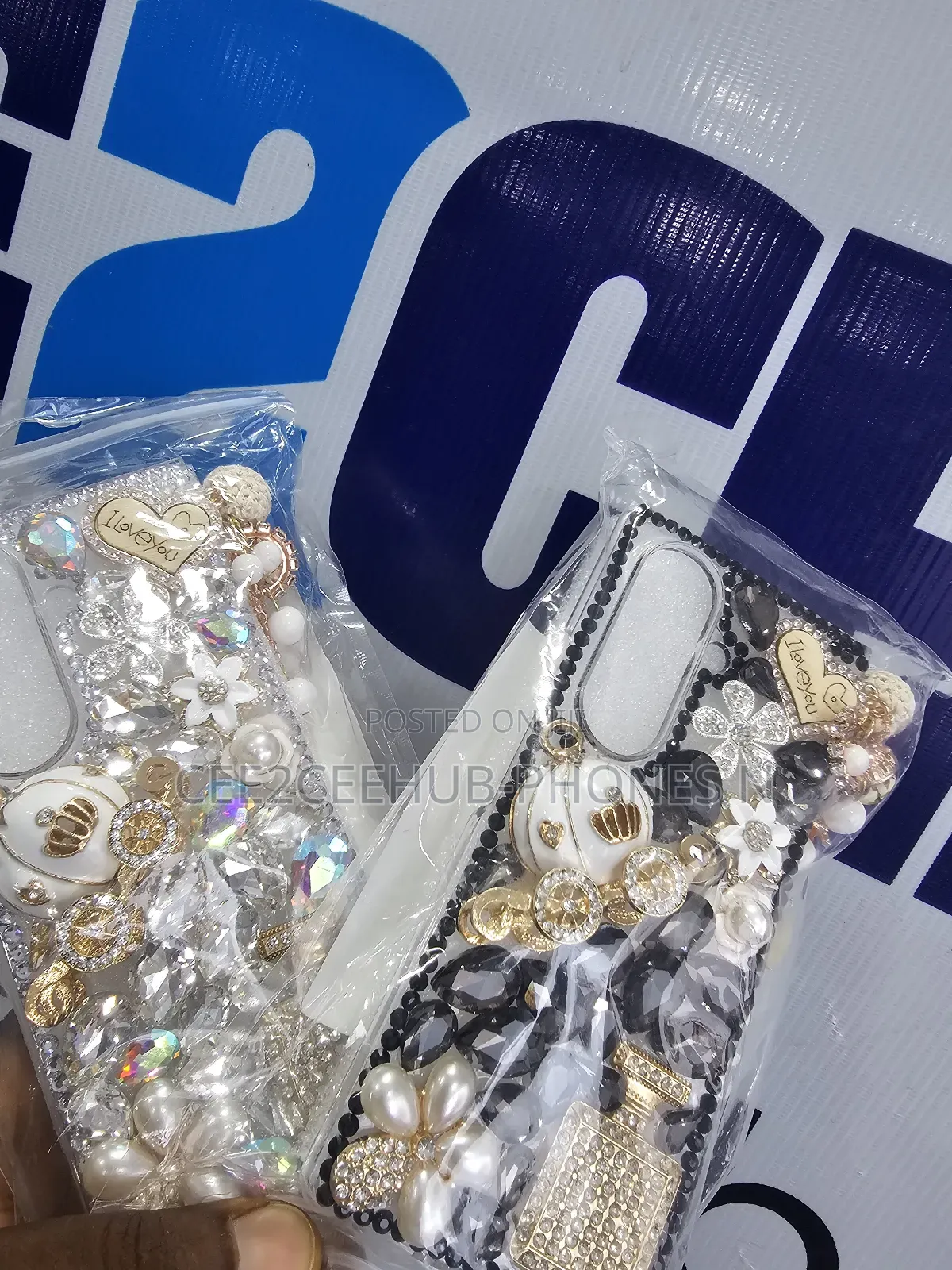 Galaxy Z Fold 7 Rhinestone Diamond Glitter Pouch
