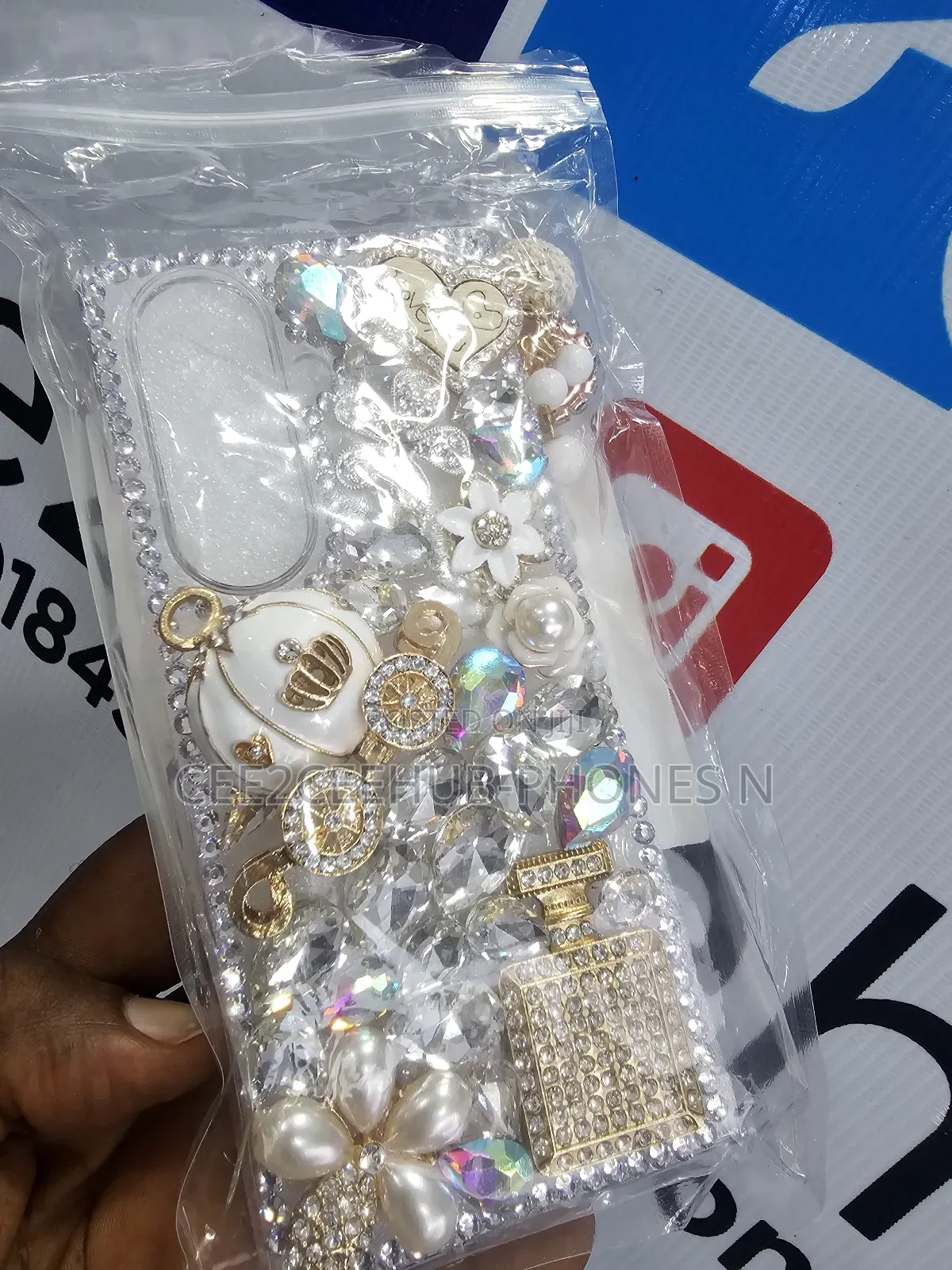 Galaxy Z Fold 7 Rhinestone Diamond Glitter Pouch