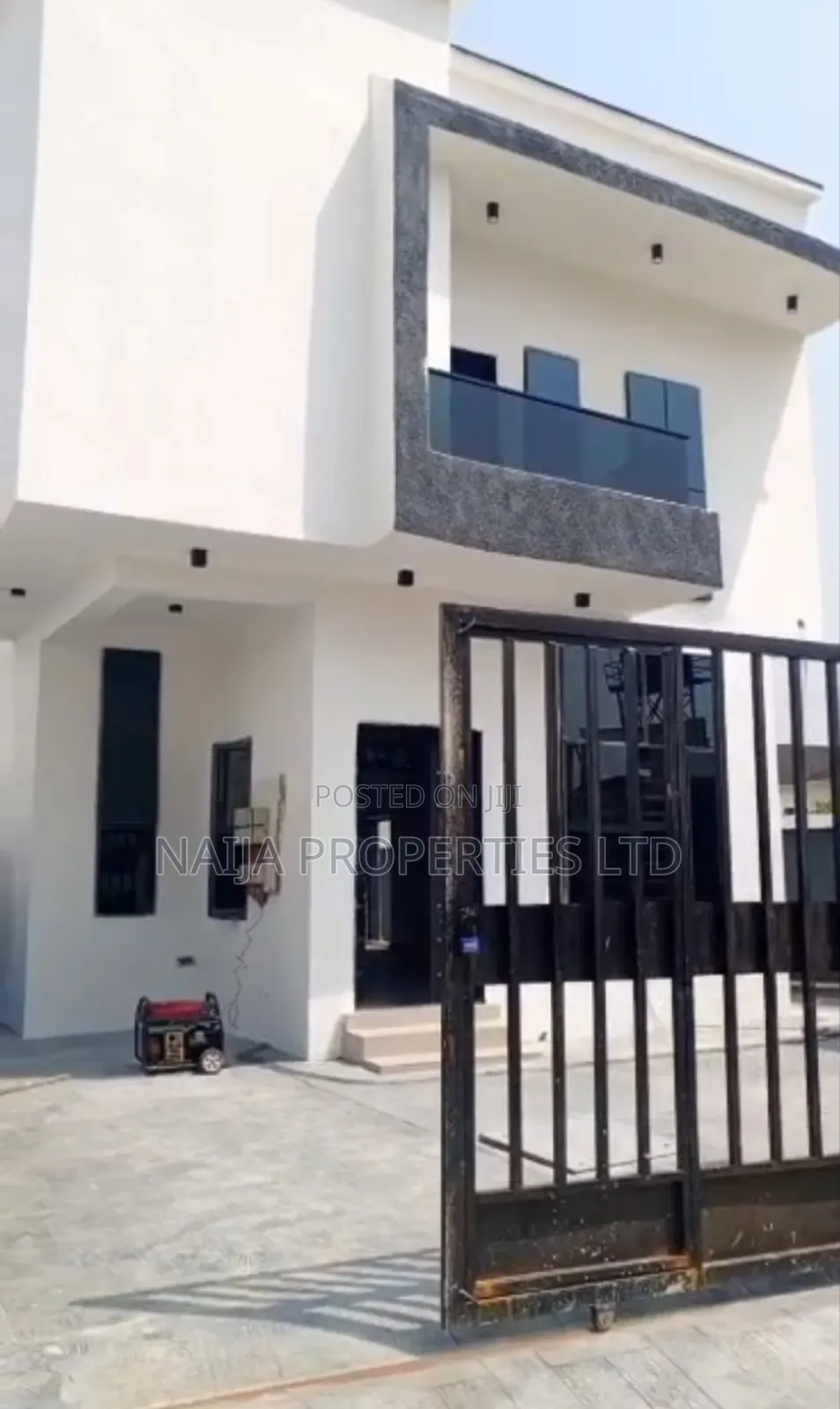 4bdrm Duplex in Alarsia, Ajah for sale