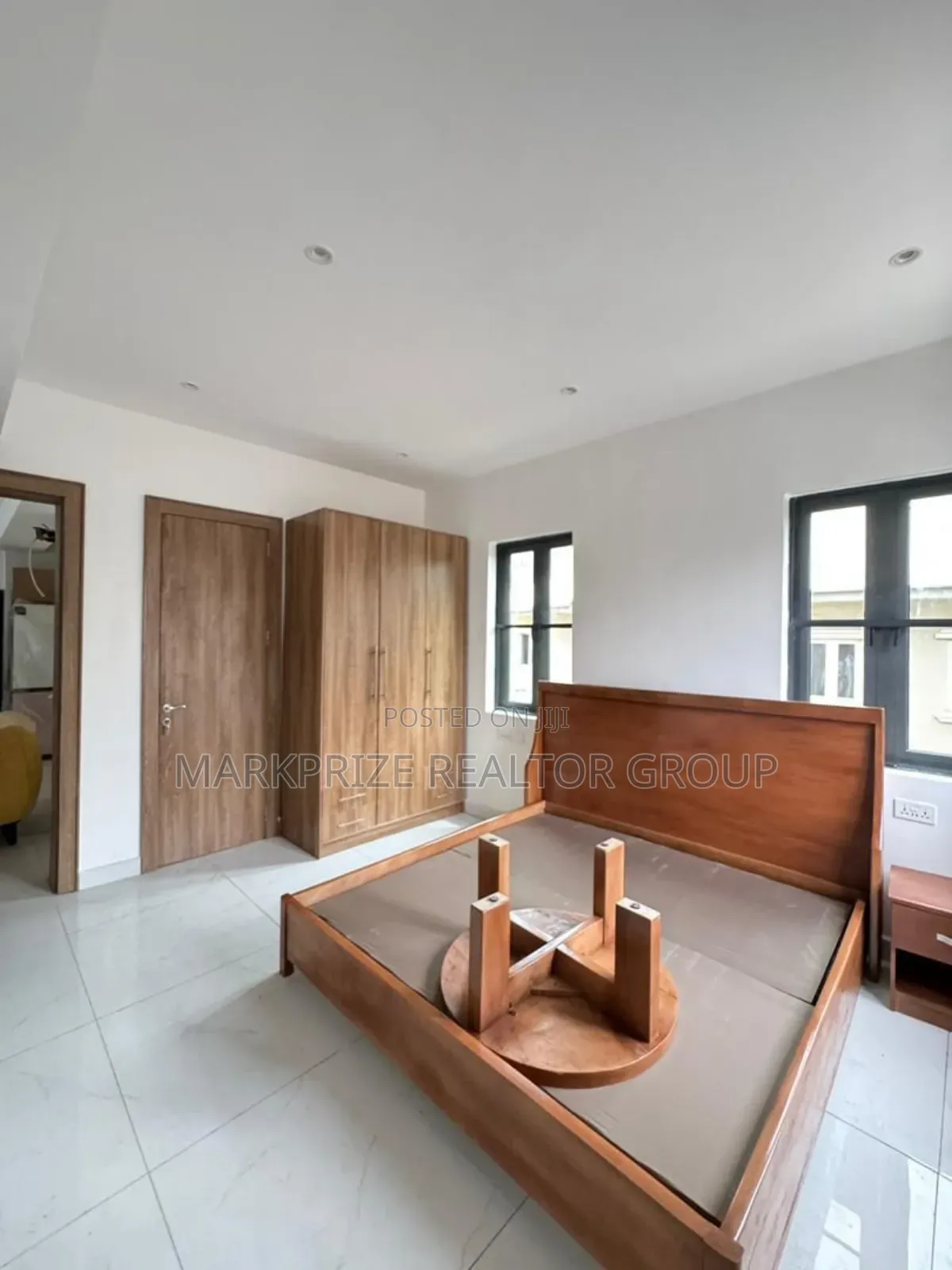 3bdrm Apartment in Yaba Lagod for sale