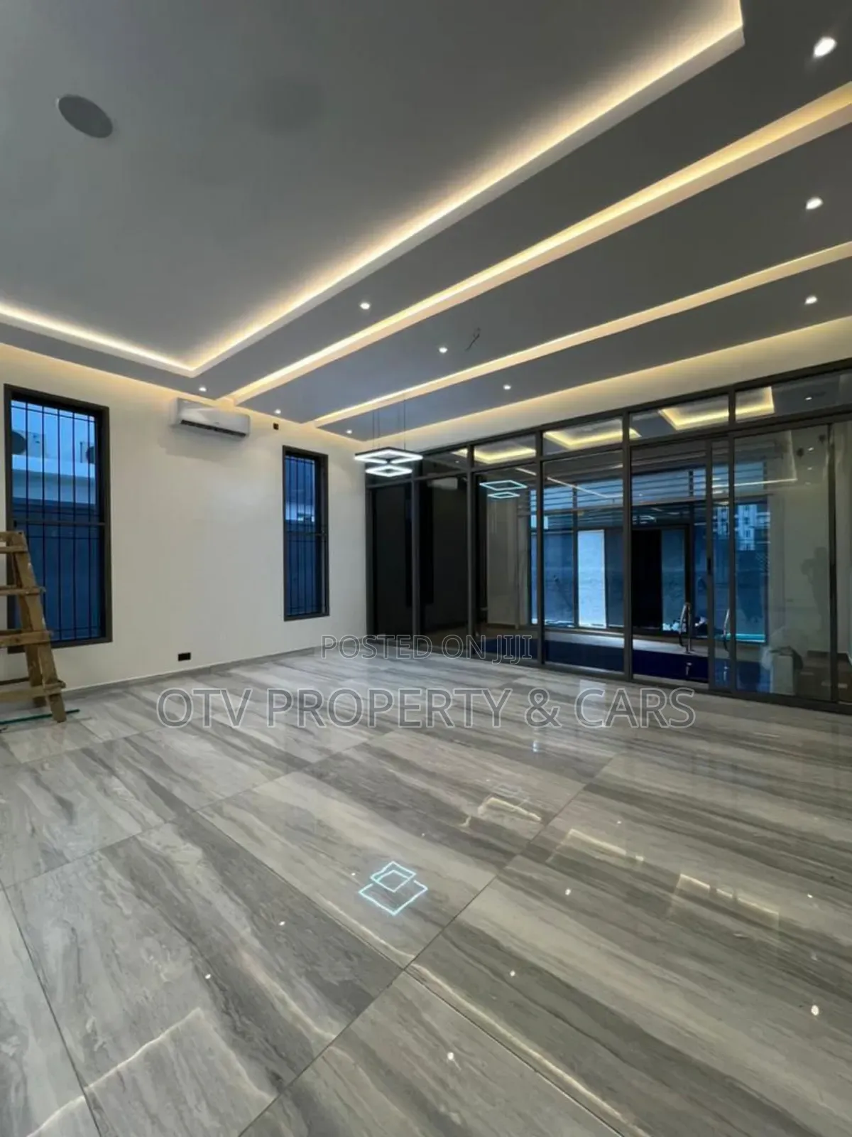 Furnished 5bdrm Duplex in Banana Island for sale