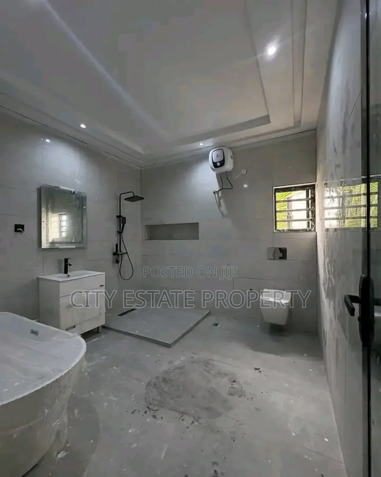 5bdrm Duplex in New Road, Port-Harcourt for sale