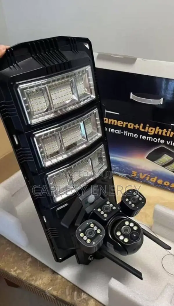 Solar CCTV Camera(3lens) With 450w Street Light