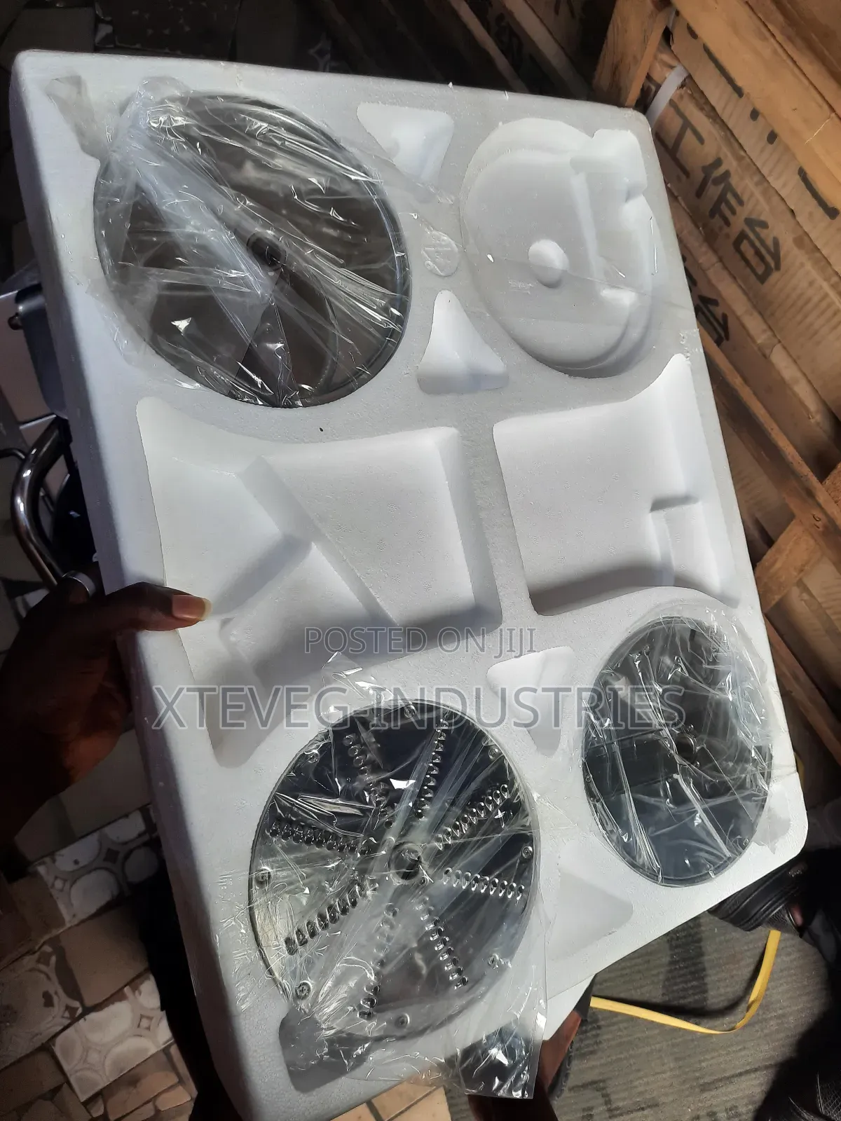Electric Vegetable Slicer/Cutter