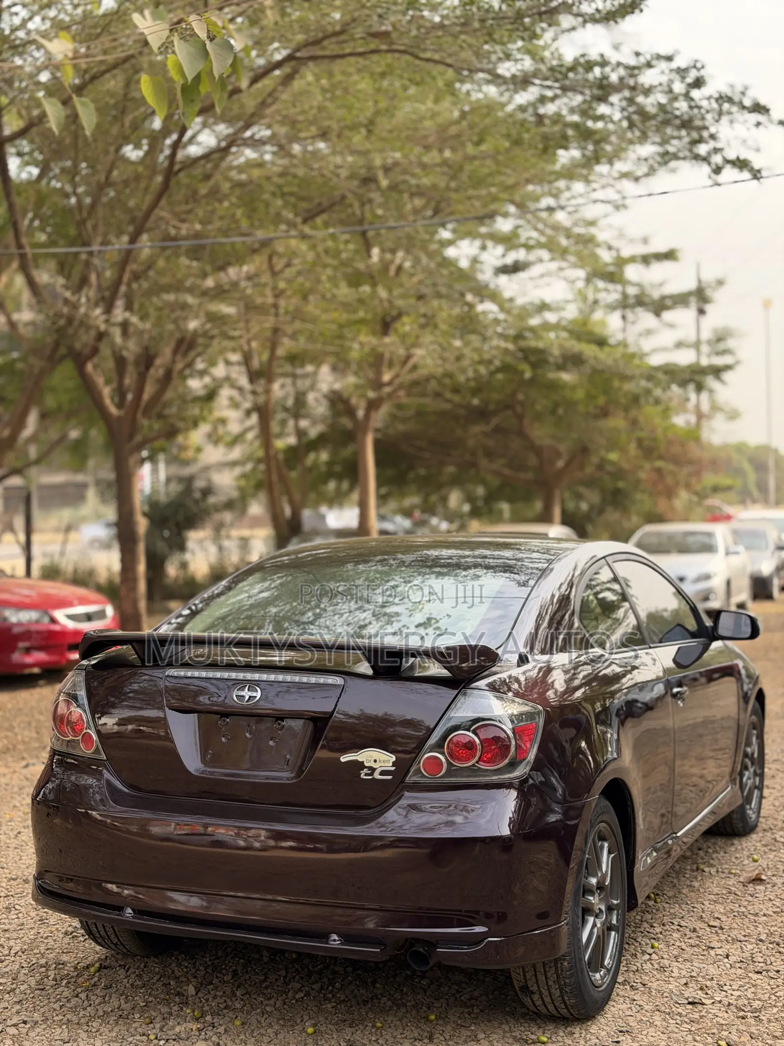 Scion tC Base 2009 Brown