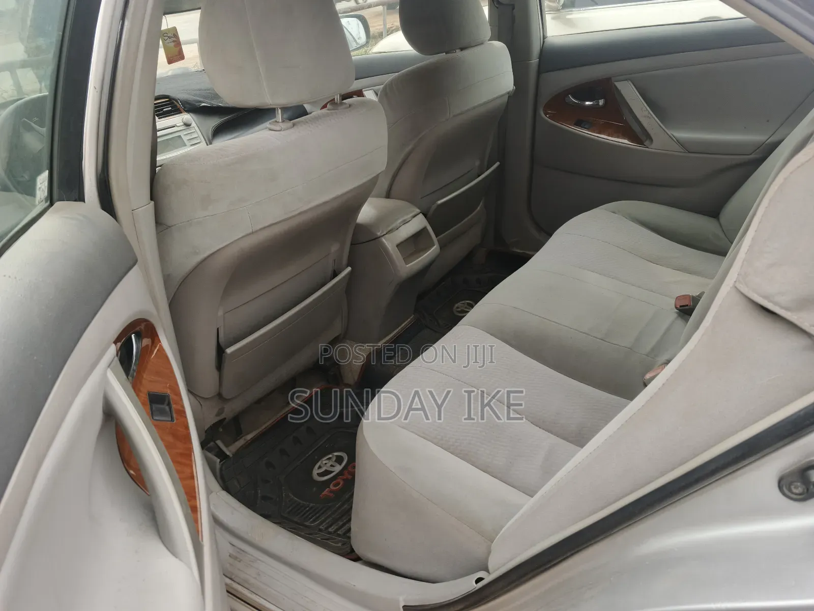 Toyota Camry 2011 Silver