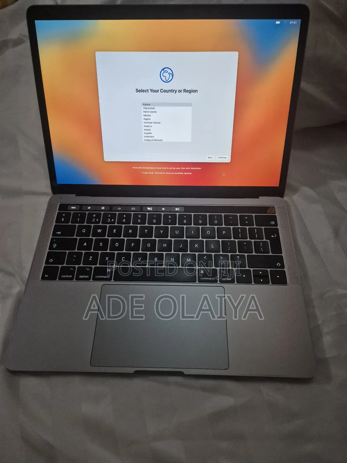 Laptop Apple MacBook Pro 2017 16GB Intel Core 7 HDD+SSD 512GB