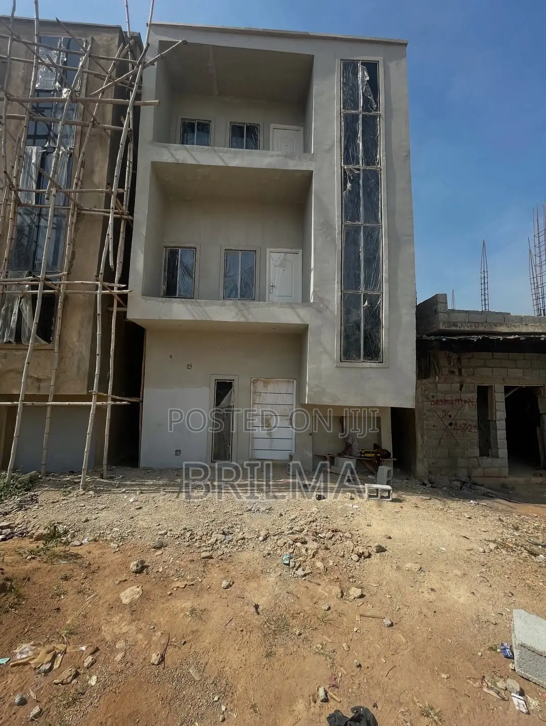 4bdrm Duplex in Wuye for sale