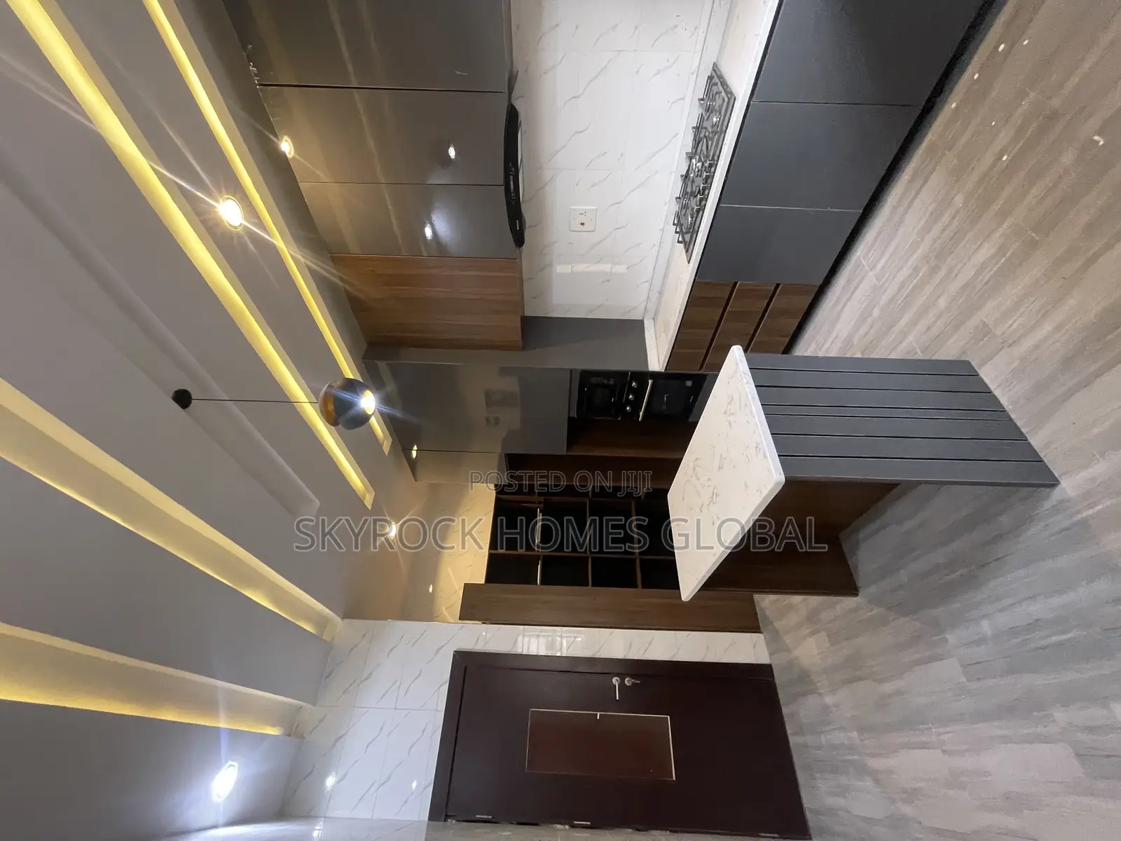 4bdrm Duplex in Olokonla for sale