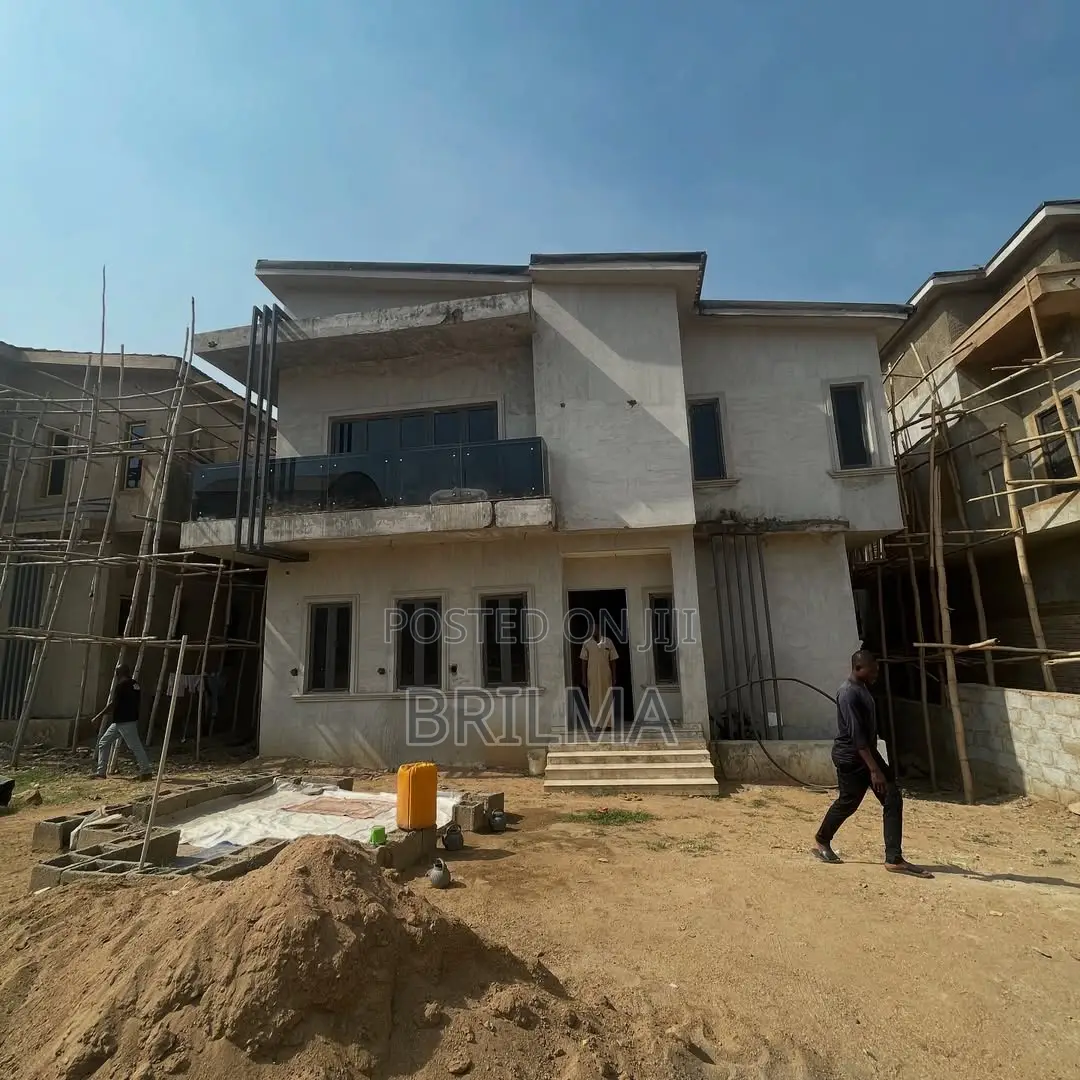 6bdrm Duplex in Wuye for sale