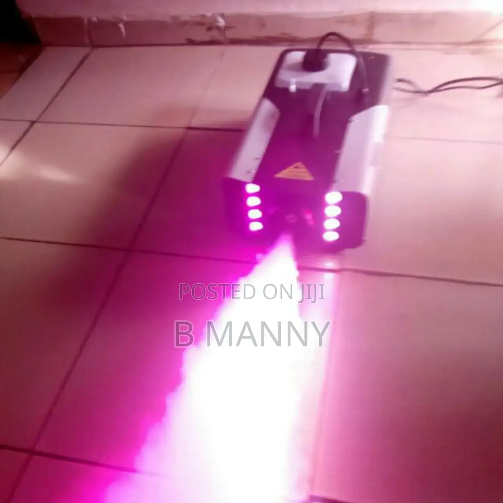 Smoke Machine 1,500 Watts Horizontal