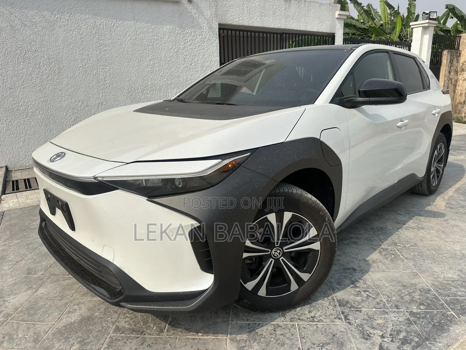 Toyota bZ4X 2023 White