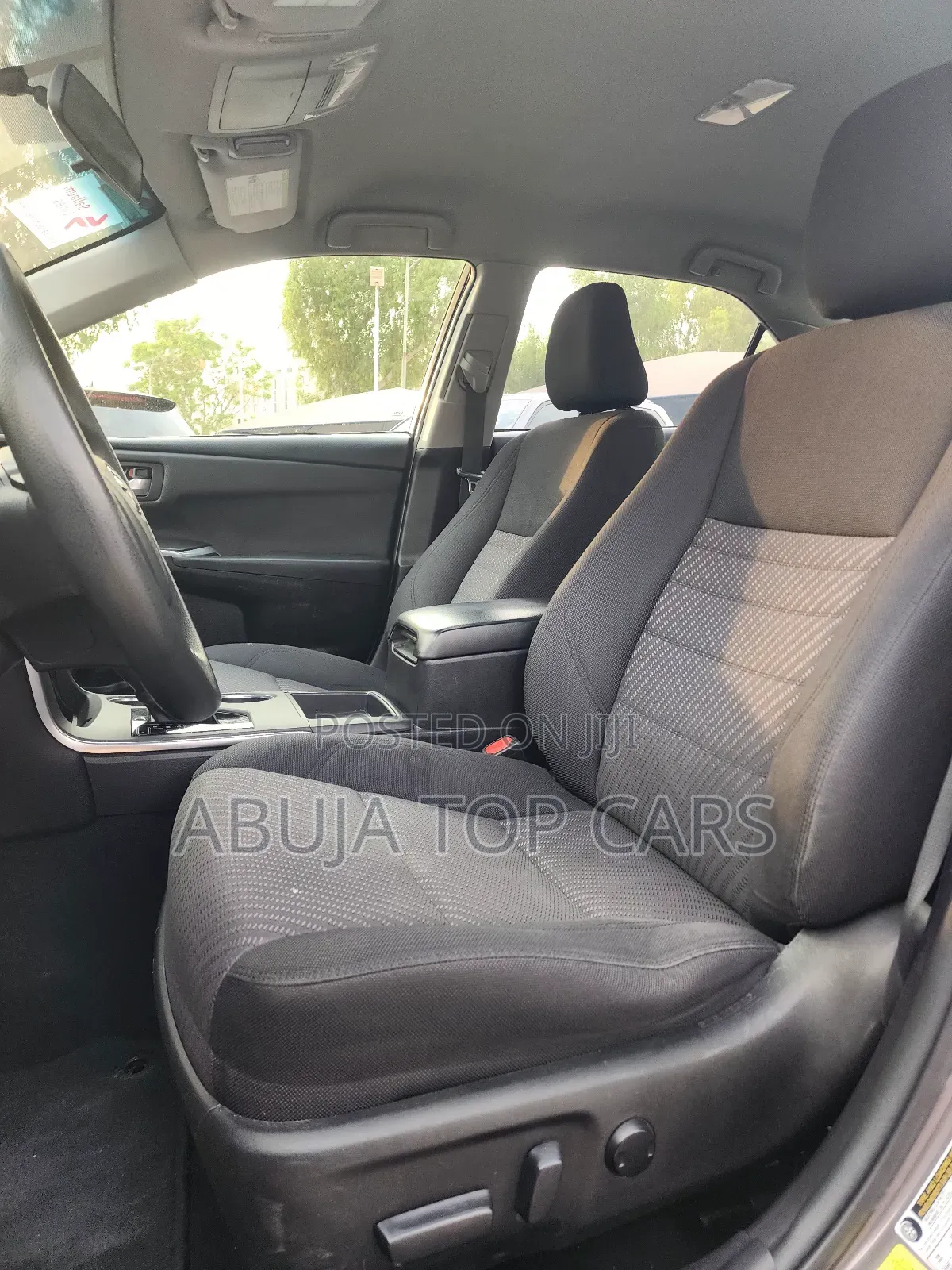 Toyota Camry LE 4dr Sedan (2.5L 4cyl 6A) 2016 Gray