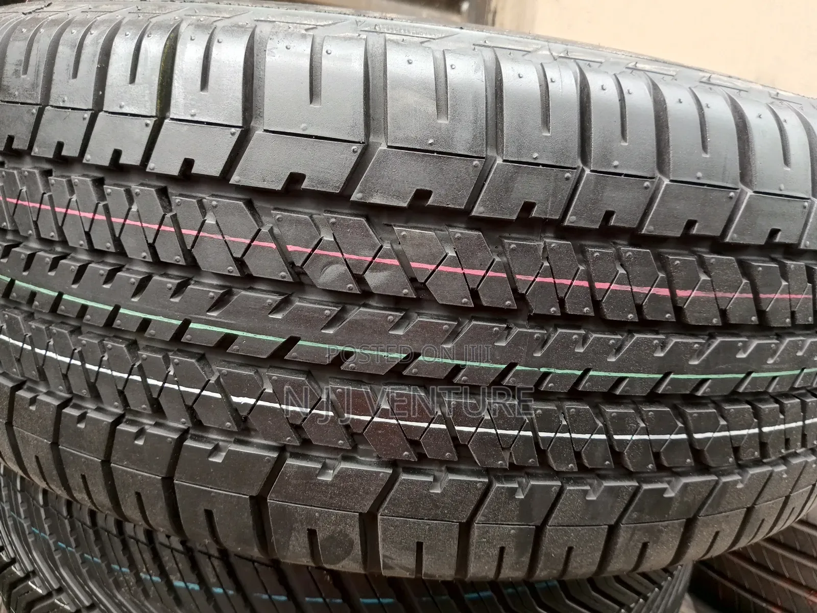 245 55 R19 Bridegstone 265 45 R21