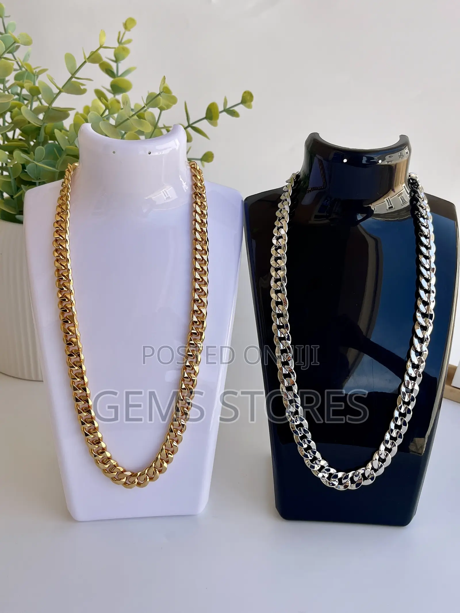 The Lucky Charm Unisex Chain