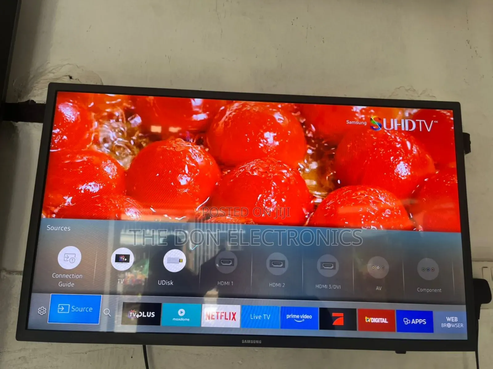32 Inch Samsung Full Smart Tv With Free Netflix