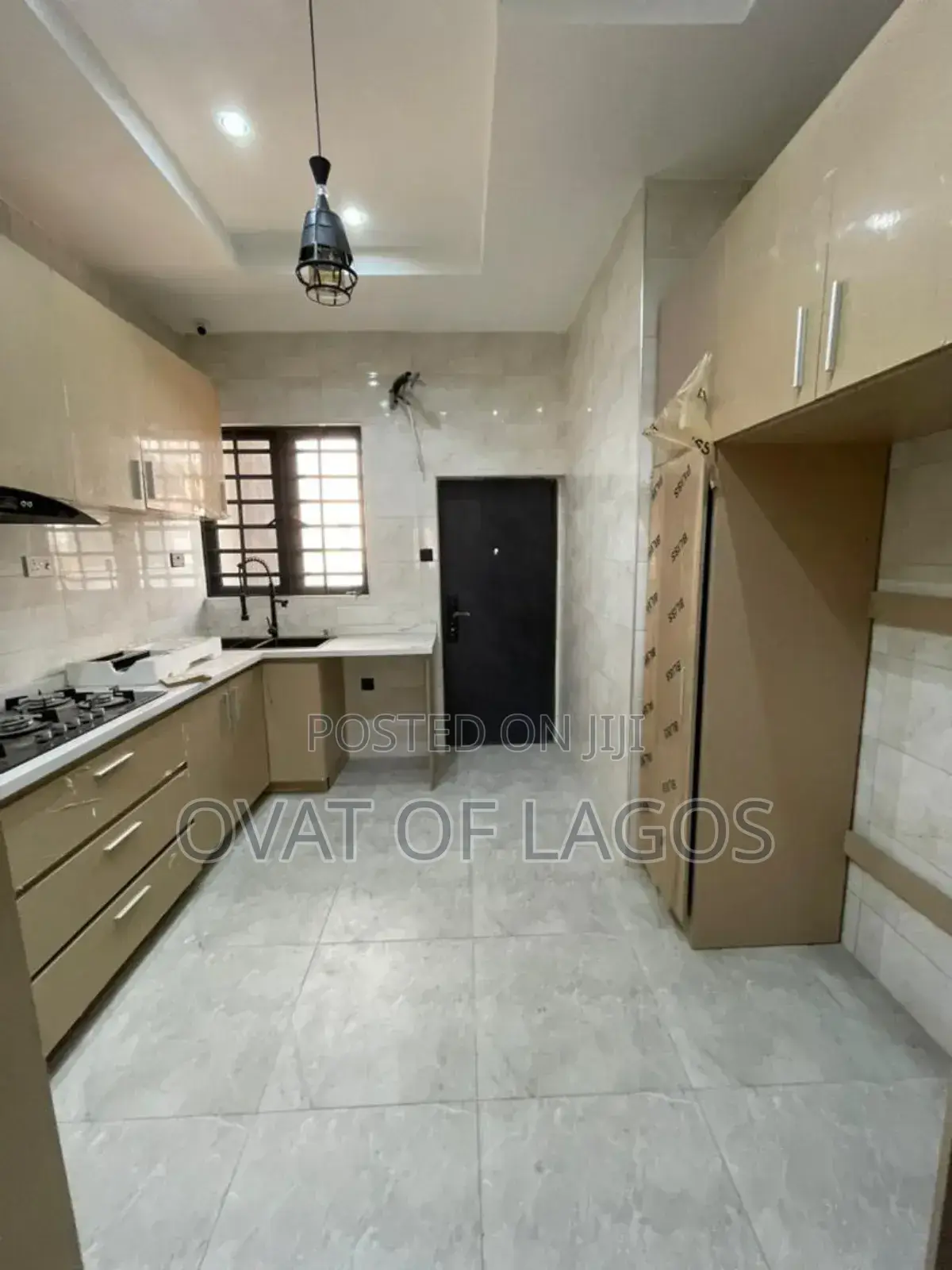 4bdrm Duplex in Ikate for sale