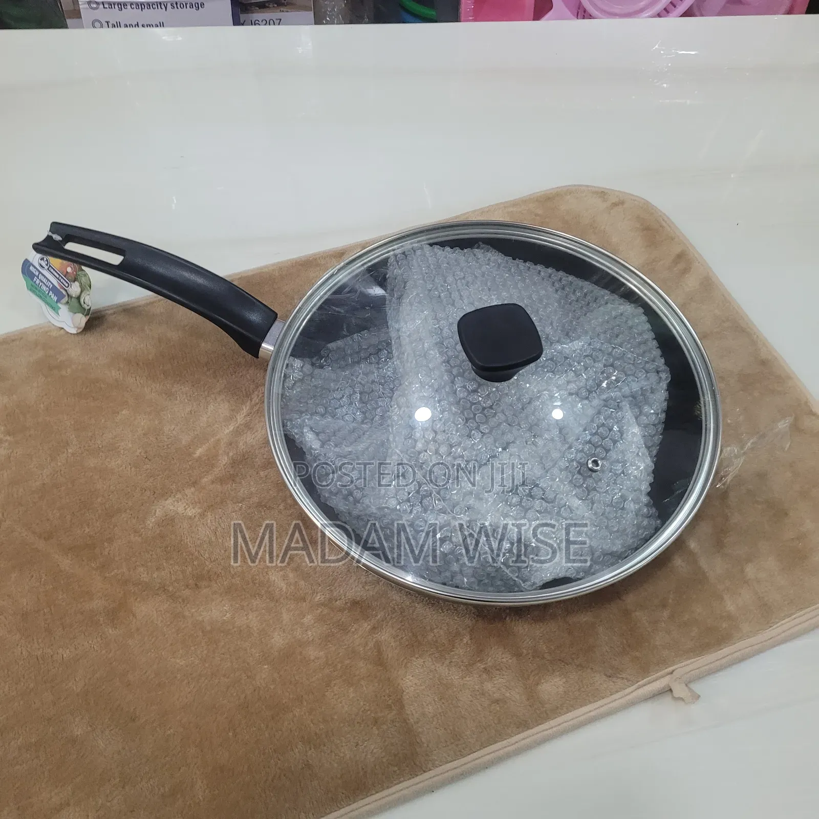 High Quality Frying Pan. Non-Stick Dyflon Coating(Master Chef)