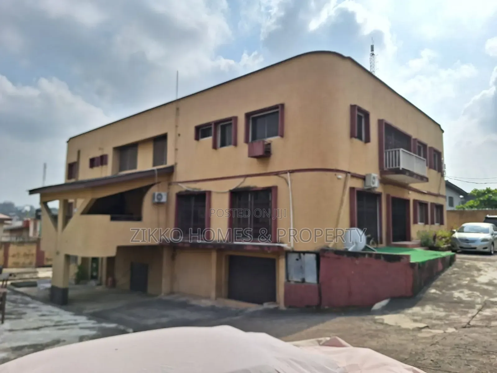3bdrm Block of Flats in Allen Avenue for sale