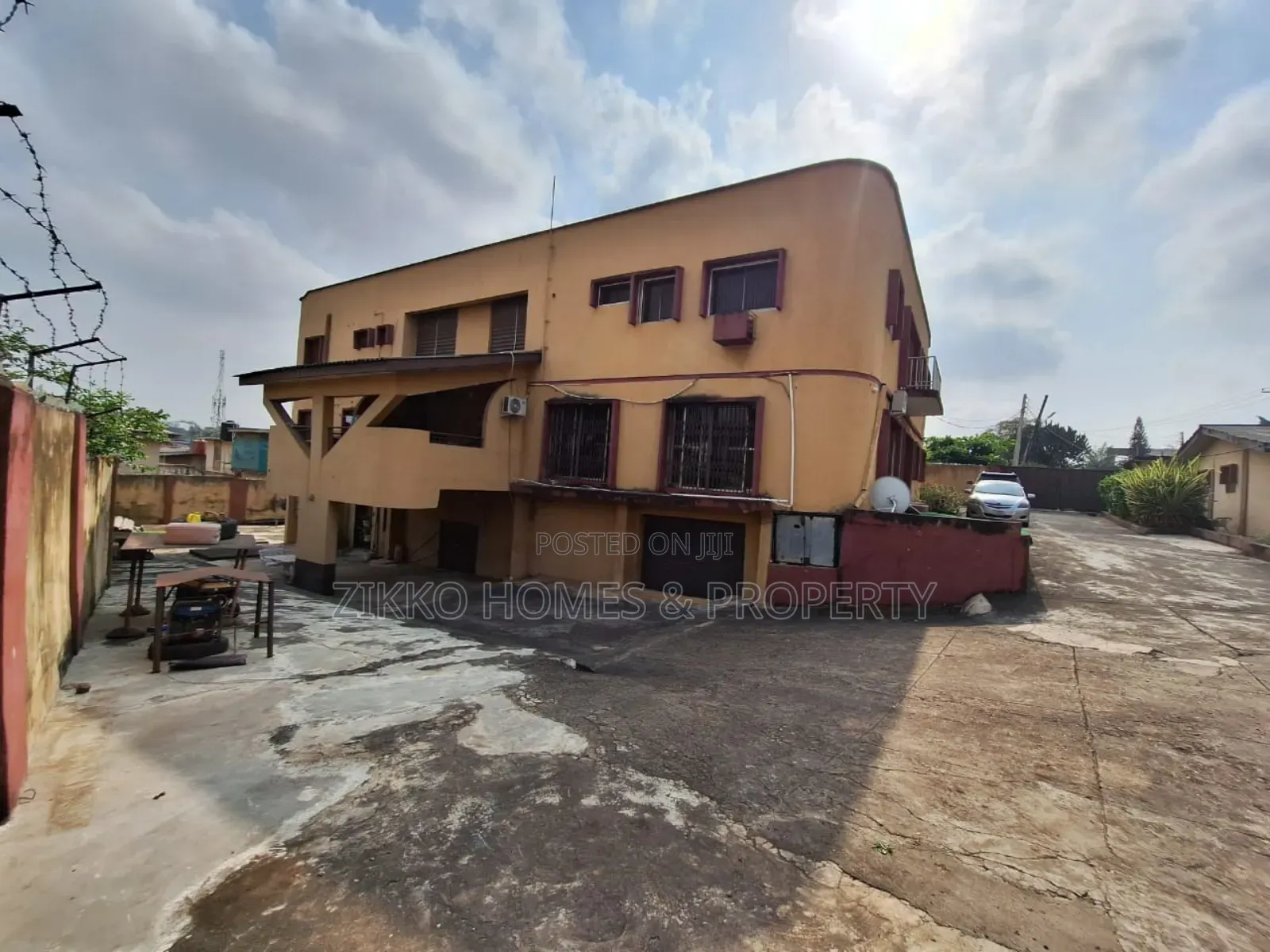 3bdrm Block of Flats in Allen Avenue for sale
