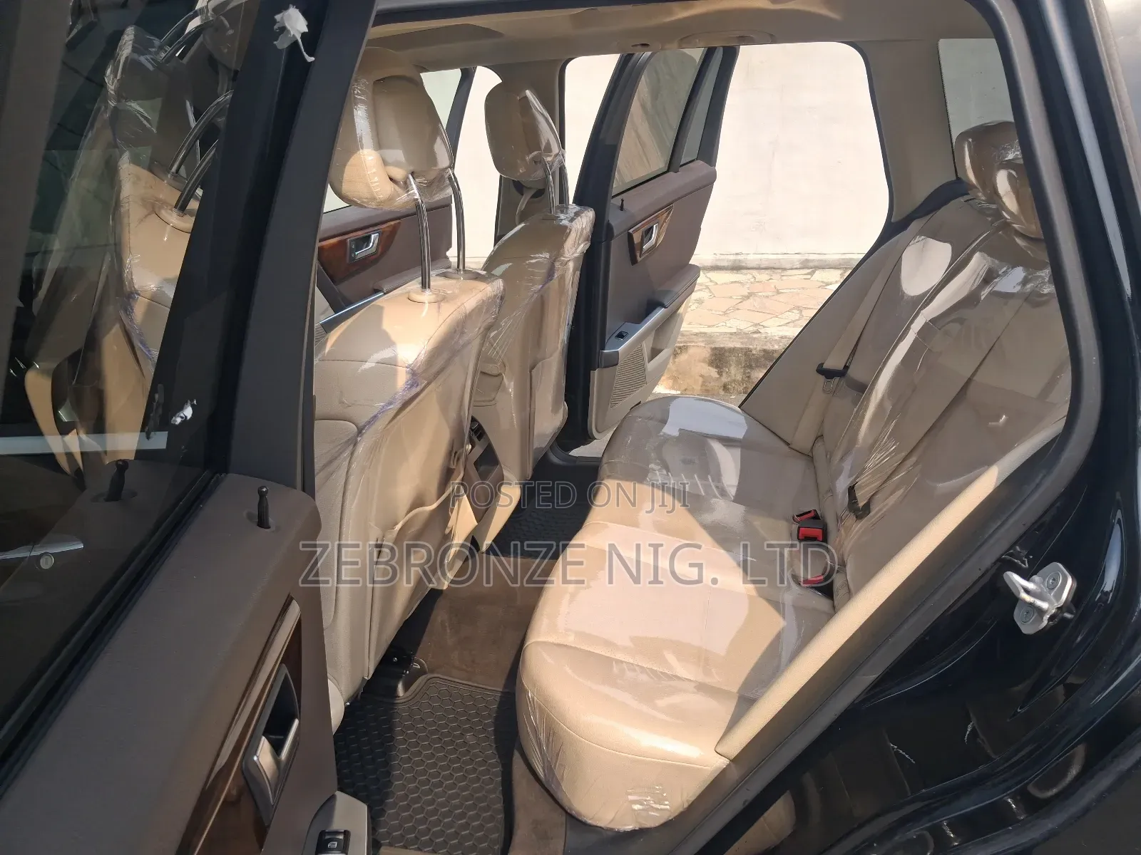 Mercedes-Benz GLK-Class 350 2014 Black